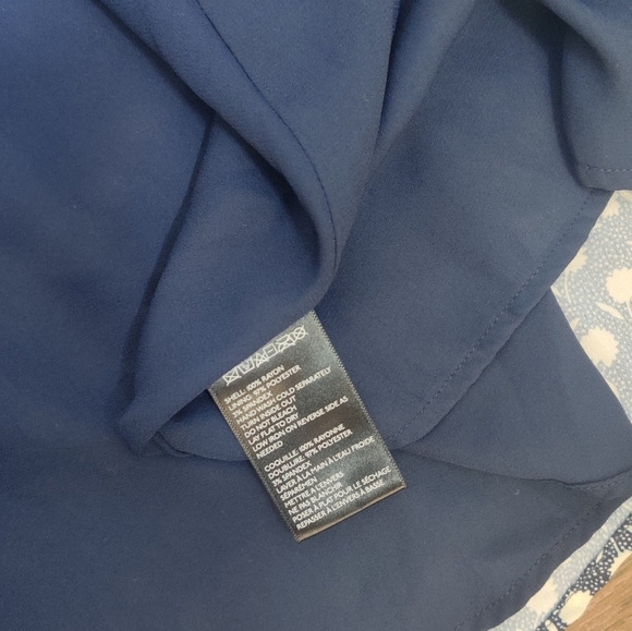 Urban Outfitters Josey Ruffle Mini Wrap Dress โ Size XS - Picture 7 of 9